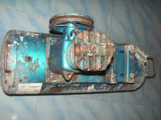 ปั๊มลมPUMAพร้อมมอเตอร์โตชิบา1/4เเรง