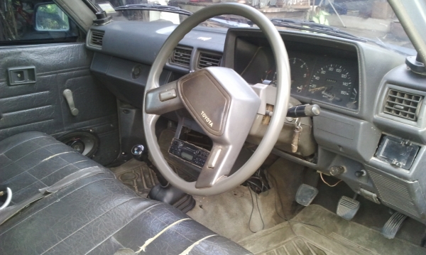 TOYOTA HERO 2.45 ปี32