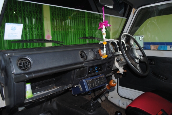 ขายรถจี๊ปแคริเบี้ยน sporty