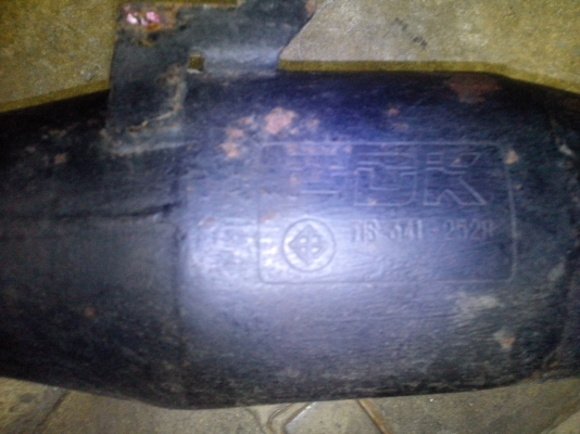 ขาย KR150 ปี39 รถจอดนานเจ้าของไม่ได้ใช้ เครื่องดีมาก มีกันสะบัด ทะเบียนโอน 12000..