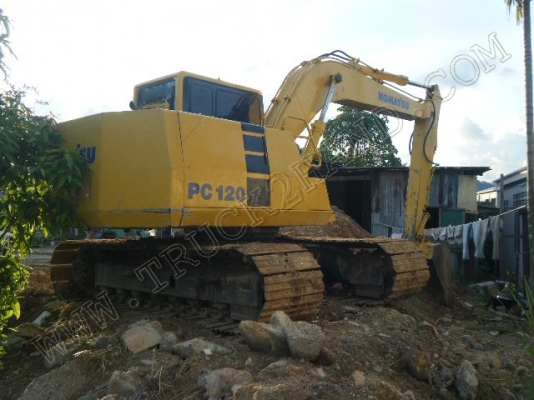 รถแบคโฮ ยี่ห้อ KOMATSU PC120 รุ่น5