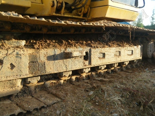 รถแบคโฮ ยี่ห้อ KOMATSU PC120 รุ่น5