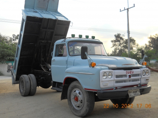 ขายรถหกล้อหน้ายาวดั๊มพ์สวยๆพร้อมใช้ต่อรองได้