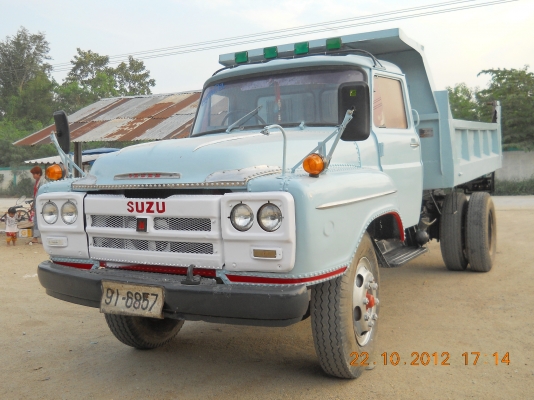 ขายรถหกล้อหน้ายาวดั๊มพ์สวยๆพร้อมใช้ต่อรองได้