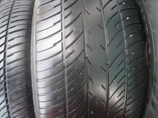 ขายยาง MICHELIN VIVACY 215-60-16 ปี 1810 (1ชุด)(081-3747940)