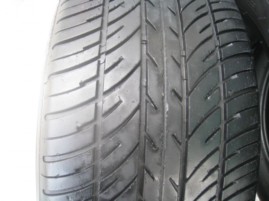 ขายยาง MICHELIN VIVACY 215-60-16 ปี 1810 (1ชุด)(081-3747940)