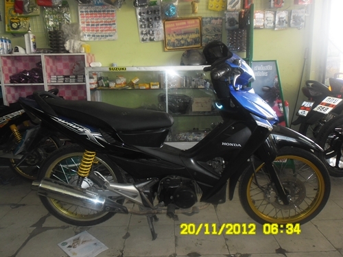 wave.100x เครืองดีสีสวย