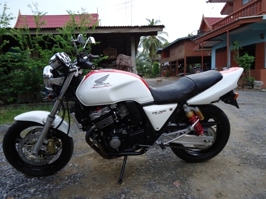 ขายครับ  cb 400 vs  สภาพดี ท่อไทเทเนียม yoshimura