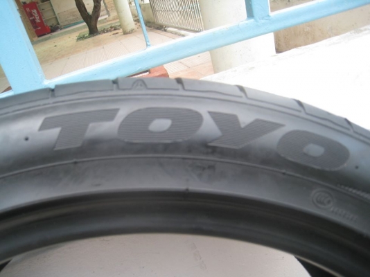 ขายยาง TOYO PROXES C1S 215-45-17 ปี 4209 (1 คู่) (081-3747940)
