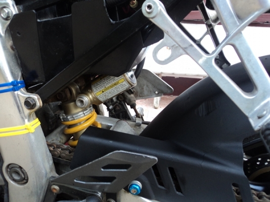 ด่วนขายGSXR 400 R7 ปี94 ทะเบียน มีเล่มเขียว พร้อมชุดโอน ราคากันเอง