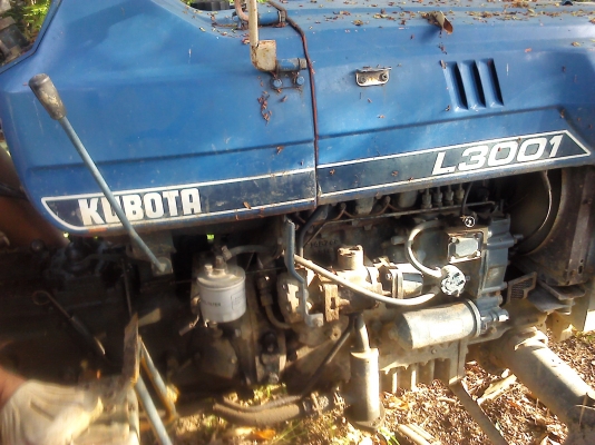 รถไถคูโบต้า L3001 DT ขับ 4 ล้อ มีโรตารี่  มีอุปกรณ์ให้หมดแรงดี(มี VDO ให้ดูรถ)