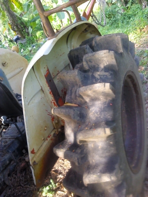 รถไถคูโบต้า L3001 DT ขับ 4 ล้อ มีโรตารี่  มีอุปกรณ์ให้หมดแรงดี(มี VDO ให้ดูรถ)