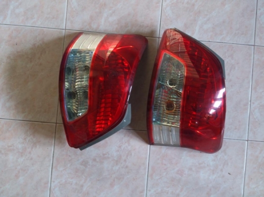 ขายเหมาวิทยุ ไฟท้าย และกระจังหน้า new vios