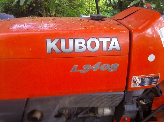 รถไถคูโบต้า L3408  34.7 แรงม้า ขับ 4 ล้อมีใบทะเบียน มีโรตารี่และอื่นๆครบ  สภาพพร้อมใช้เลยเจ้าของเก่าใช้น้อยมาก
