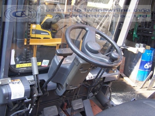 ขายรถ โฟล์คลิฟท์ TCM รุ่น FG30N5