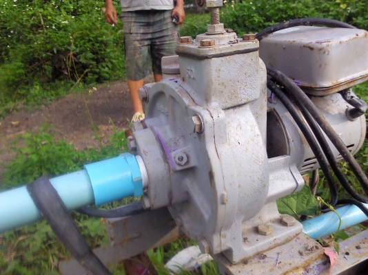 ปั๊มน้ำลึก MAKITA  เป็นแบบสูบได้ลึกมากถึง 18 เมตร