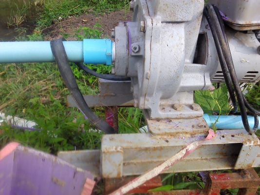 ปั๊มน้ำลึก MAKITA  เป็นแบบสูบได้ลึกมากถึง 18 เมตร