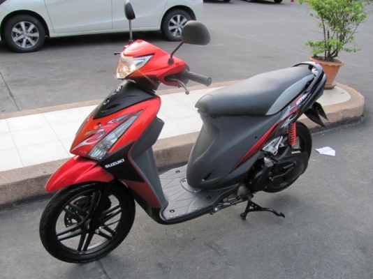 Suzuki Skydrive รถ 8 เดือน ไมล์ 2398 ก.ม.ใหม่เอี่ยม