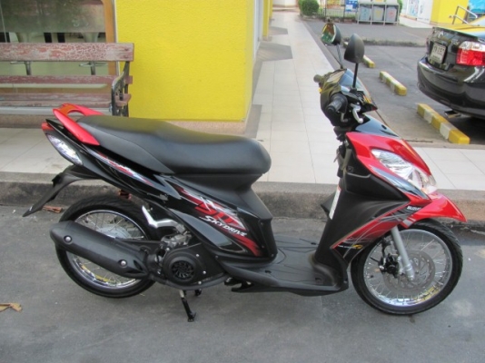 Suzuki Skydrive รถ 8 เดือน ไมล์ 2398 ก.ม.ใหม่เอี่ยม