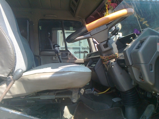 ขาย MITSUBISHI FN527M-TD5xxx วางเครื่อง 6D16 เทอร์โบ 220 แรงม้า มีระบบลากจูง