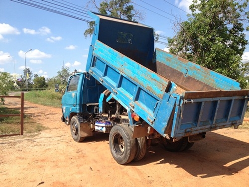 ขายรถ 6 ล้อ ดั้ม TOYOTA Dyna รุ่น ไอ้หนุ่มทางหลวง ขายรถ 6 ล้อ ดั้ม TOYOTA Dyna รุ่น ไอ้หนุ่มทางหลวง