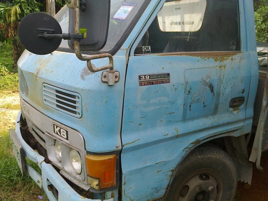 6ล้อISUZU110แรงกระบะคาโก้4.5ม.รถสภาพเดิมๆทุกอย่าง สีเดิม เครื่องเดิม