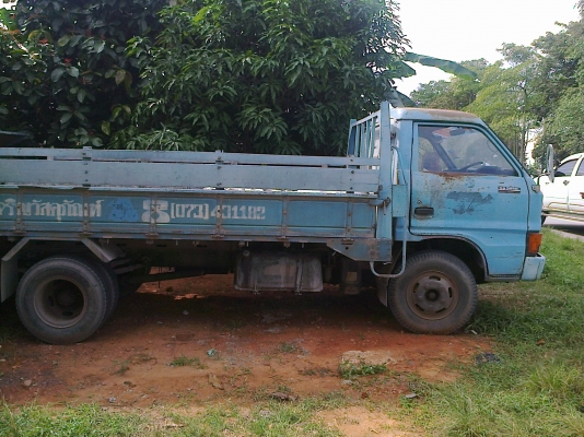 6ล้อISUZU110แรงกระบะคาโก้4.5ม.รถสภาพเดิมๆทุกอย่าง สีเดิม เครื่องเดิม