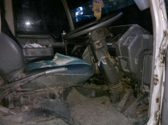 รถมิตซู 10 ล้อดั๊ม FN527 - TF 220 แรงม้า   สนใจติดต่อได้ทื่ 081-6079515