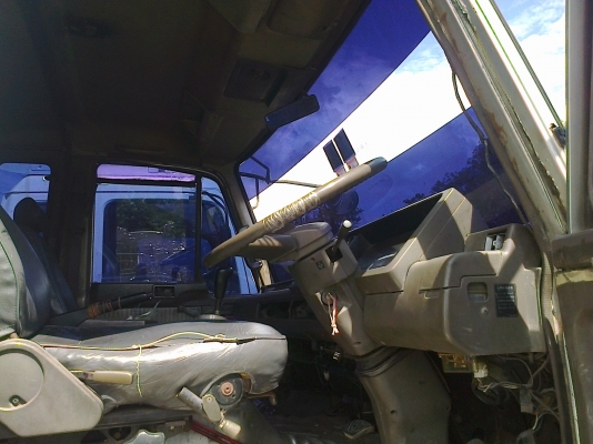 (ขาย2คัน)10ล้อหัวลากNISSAN UD CW41และ30 เครื่อง290แรง รถใช้งานอยู่