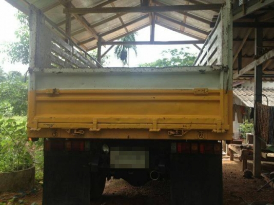 รถอิซูซุ 6 ล้อดั๊ม NPR 150 แรงม้า ปี 52 รถวิ่ง 80000 กว่าโล  สนใจติดต่อได้ทื่ 081-6079515