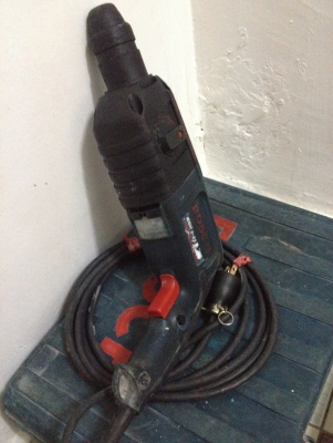 ขายสว่านโรตารี่ยี่ห้อBOSCHรุ่นGBH2-22พร้อมกล่องเก็บแท้ๆเดิมๆครับ