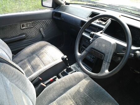 ขายรถยนต์ ปี92 มิตซูบิชิ แชมป์ 3ประตู เครื่อง1500cc. เกียร์ธรรมดา พวงมาลัยเพาเวอร์ แอร์เย็น ล้อแม็ก ภายในดี รถขับดี ขายถูกๆตามสภาพ (ไม่ใช่รถน้ำท่วม)