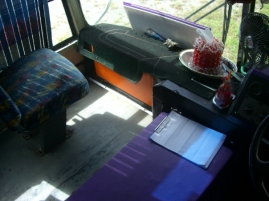 บัสแอร์ 32 ที่นั่ง แอร์แยก เครื่องแรง ภายในสวย จอด เลิกวิ่งแล้ว