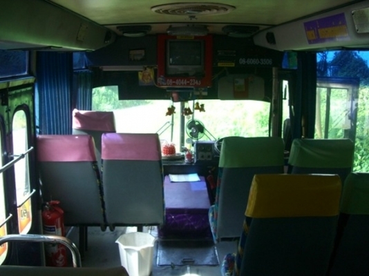 บัสแอร์ 32 ที่นั่ง แอร์แยก เครื่องแรง ภายในสวย จอด เลิกวิ่งแล้ว