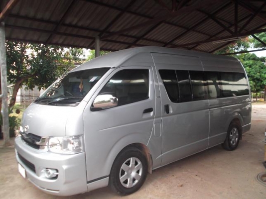 TOYOTA HIACE COMMUTER D4D (ปี2008) MT  2.5