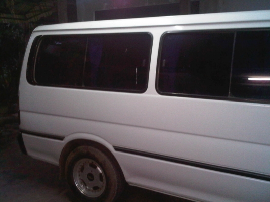 ขายรถตู้ toyota 165000