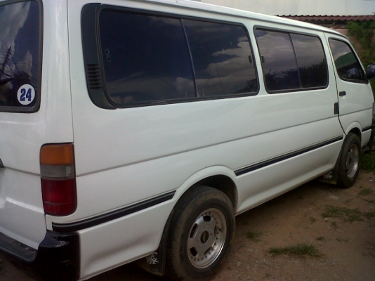 ขายรถตู้ toyota 165000