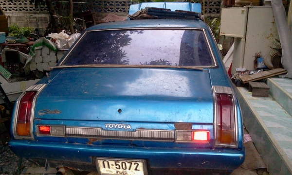 ขาย toyota carina สองประตู