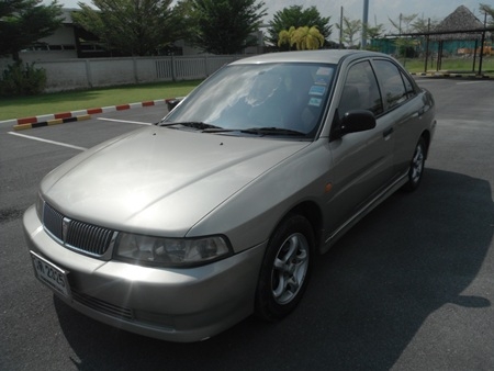 ขายรถสวย รถมือเดียว เครื่องดี สภาพพร้อมใช้ MITSUBISHI, LANCER 1.6 GLXi โฉม ท้ายเบนซ์ จัดไฟแนนซ์ได้เต็ม