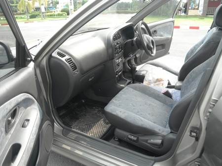 ขายรถสวย รถมือเดียว เครื่องดี สภาพพร้อมใช้ MITSUBISHI, LANCER 1.6 GLXi โฉม ท้ายเบนซ์ จัดไฟแนนซ์ได้เต็ม