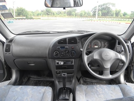 ขายรถสวย รถมือเดียว เครื่องดี สภาพพร้อมใช้ MITSUBISHI, LANCER 1.6 GLXi โฉม ท้ายเบนซ์ จัดไฟแนนซ์ได้เต็ม