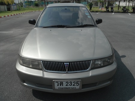 ขายรถสวย รถมือเดียว เครื่องดี สภาพพร้อมใช้ MITSUBISHI, LANCER 1.6 GLXi โฉม ท้ายเบนซ์ จัดไฟแนนซ์ได้เต็ม