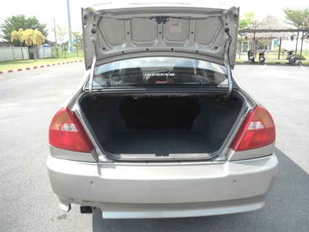 ขายรถสวย รถมือเดียว เครื่องดี สภาพพร้อมใช้ MITSUBISHI, LANCER 1.6 GLXi โฉม ท้ายเบนซ์ จัดไฟแนนซ์ได้เต็ม