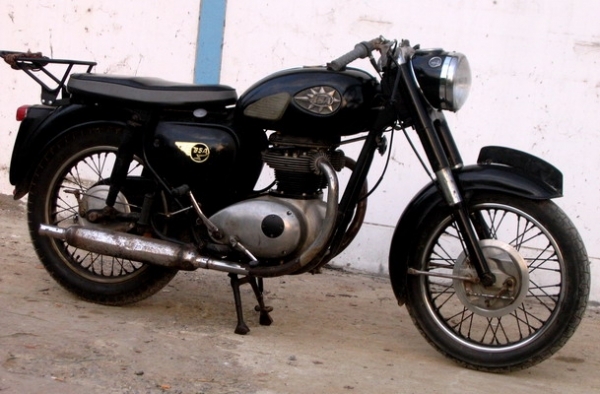 ขาย Bsa A50  สนใจแลกเสนอมา