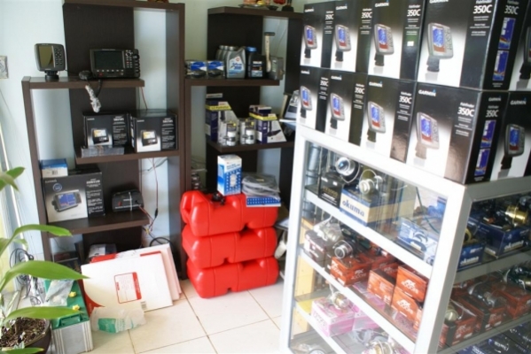 Garmin GpsMรายละเอียด Garmin GPSMAP 585 จีพีเอส/ซาวเดอร์ ภาษาไทย จอ 5 นิ้ว พร้อมหัวรับสัญญาณ  19000 บาท