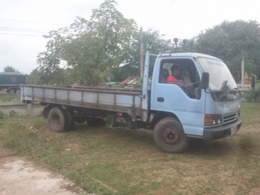 ขาย NPR 120 ยาว 5 เมตรสภาพเดิมๆ ไม่เคยทำสี เครื่องเดินนิ่มมาก แชชซีสวยครับ