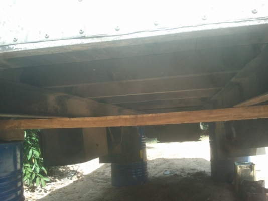 ขายตู้แห้ง ยกลงจาก NPR 115 ยาว 4.3 เมตร สภาพพร้อมใช้ครับ