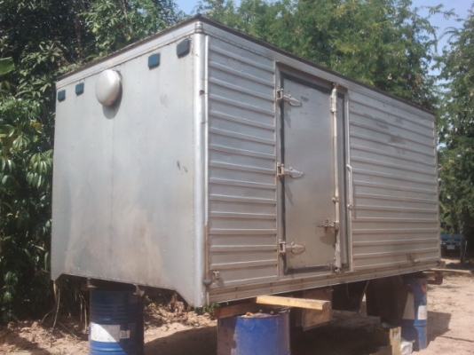 ขายตู้แห้ง ยกลงจาก NPR 115 ยาว 4.3 เมตร สภาพพร้อมใช้ครับ