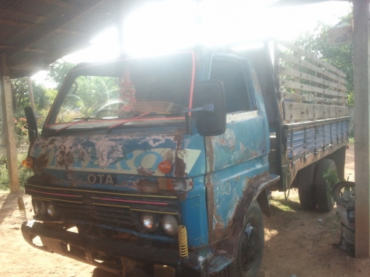 ขายโตโยต้า 85 แรง รถใช้งานปกติ กำลังจะทำสี เปลี่ยนใจขายถูกๆเลยครับ