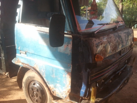 ขายโตโยต้า 85 แรง รถใช้งานปกติ กำลังจะทำสี เปลี่ยนใจขายถูกๆเลยครับ